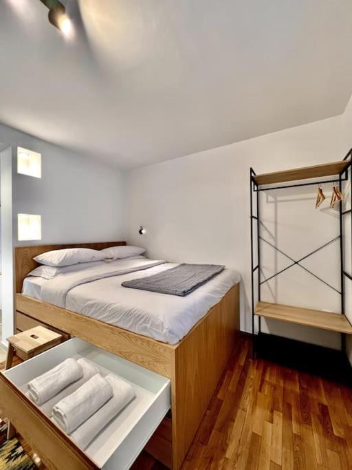 Lovely Studio 3-Min From Beach Palaio Faliro Екстериор снимка